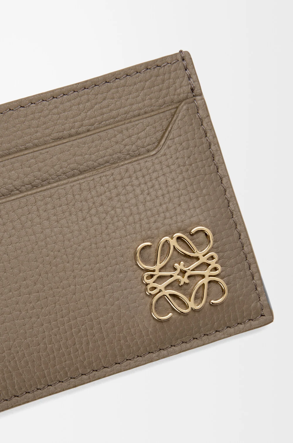 Anagram plain cardholder in pebble grained calfskin Brown  display picture 1