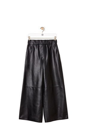 LOEWE Cropped elasticated waist trousers in nappa Black plp_rd