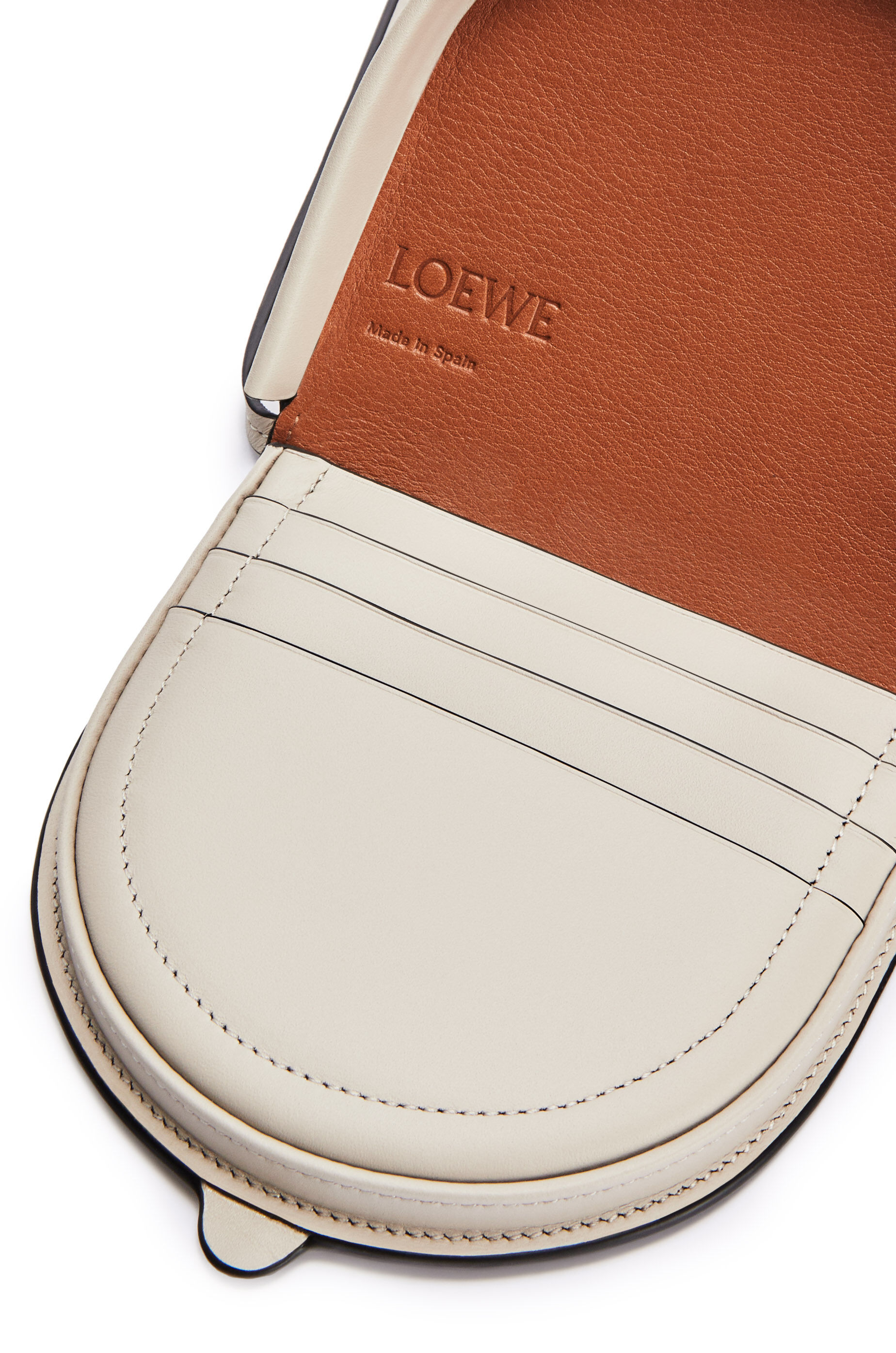 large heel pouch tan
