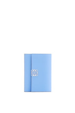 LOEWE Anagram small vertical wallet in pebble grain calfskin Celestine Blue plp_rd