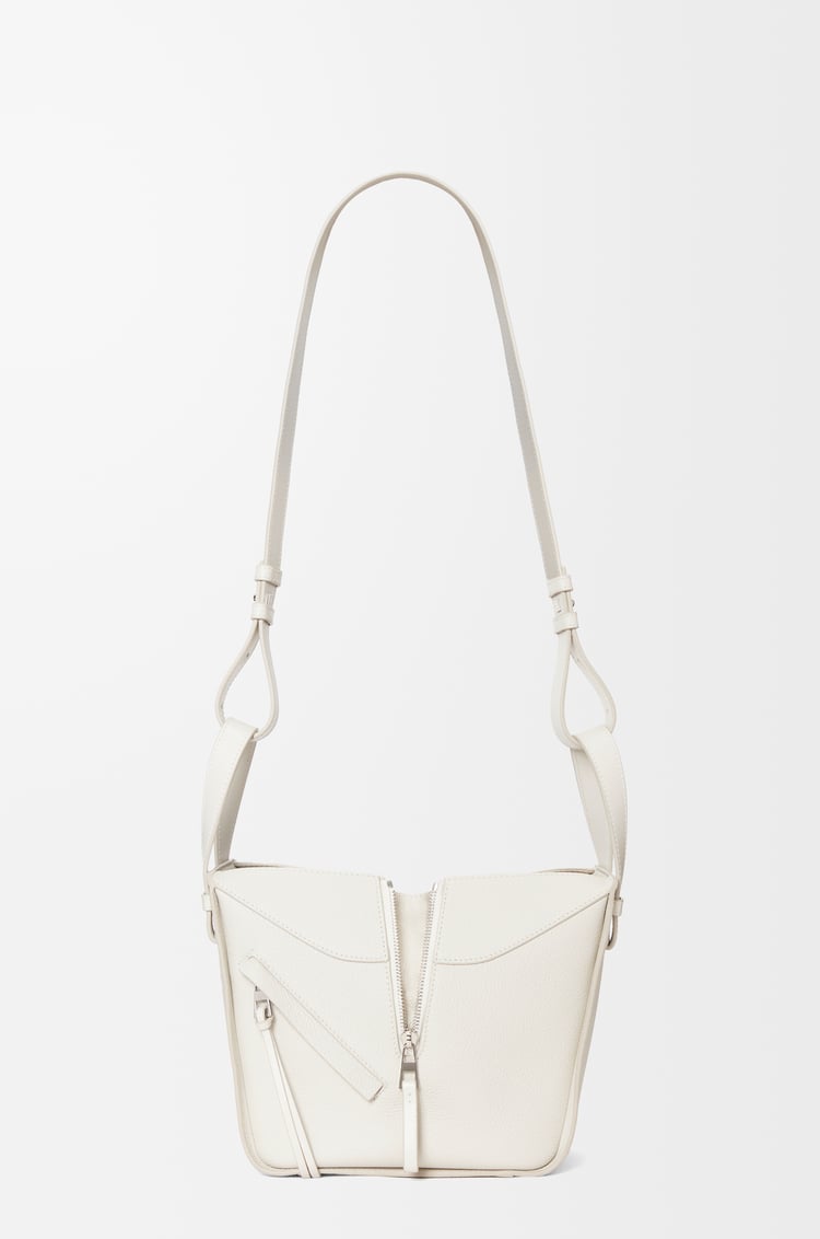 LOEWE Bolso Hammock Compact en piel de ternera Blanco Suave