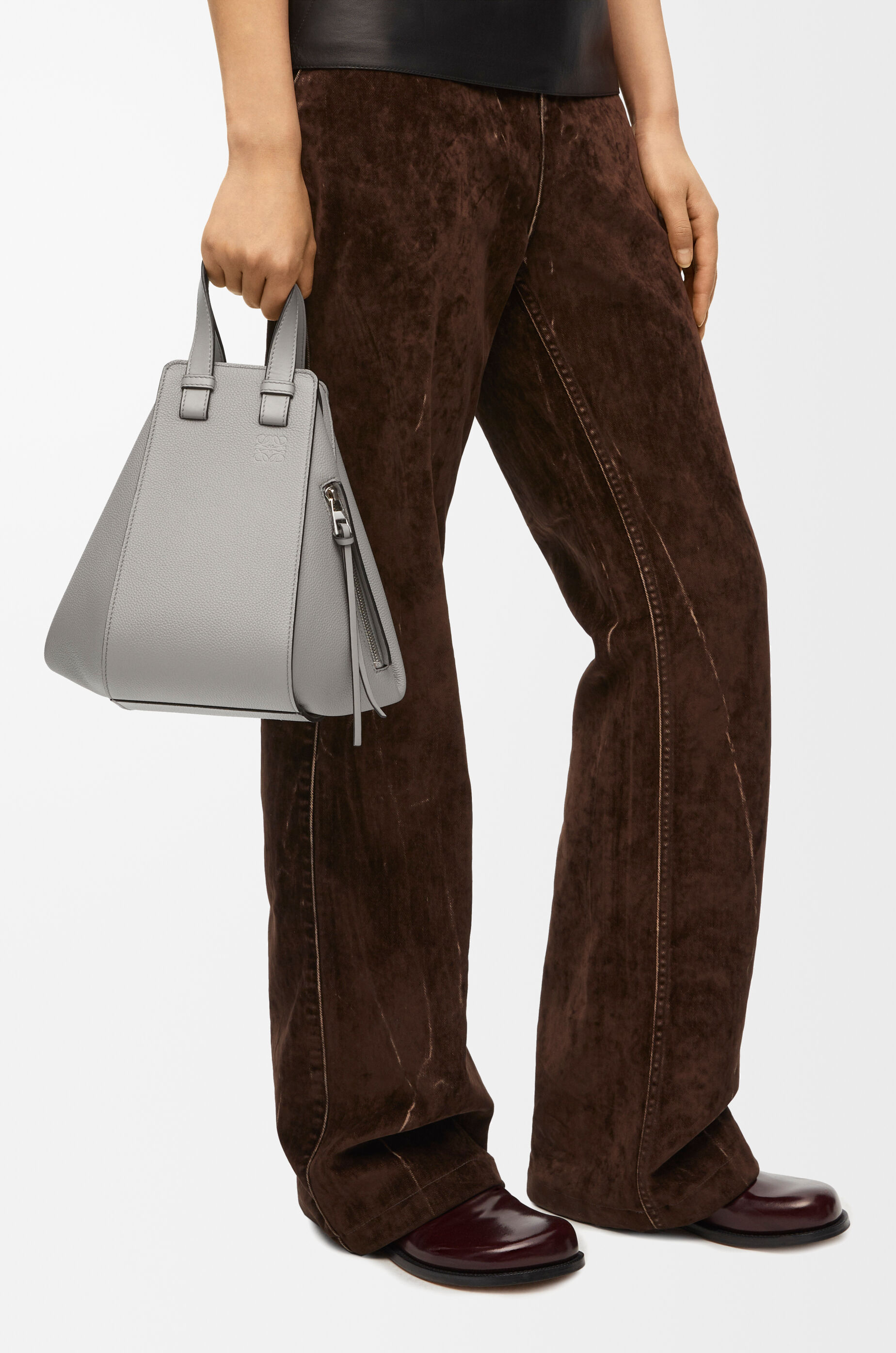 高級ハンモックバッグ｜コレクション｜ロエベ - LOEWE