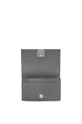 LOEWE Anagram business cardholder in pebble grain calfskin Asphalt Grey plp_rd