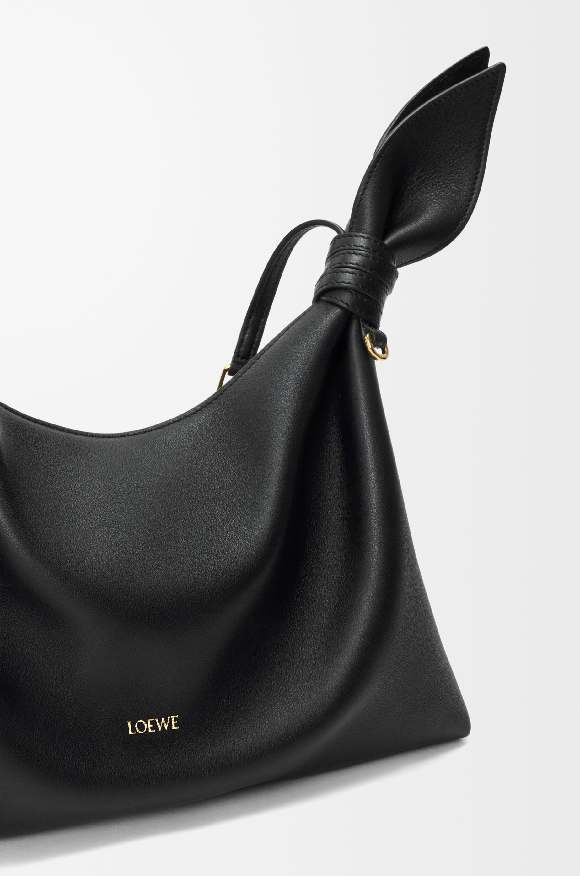 ロエベ公式オンラインストア｜LOEWE - ロエベ 日本 公式サイト