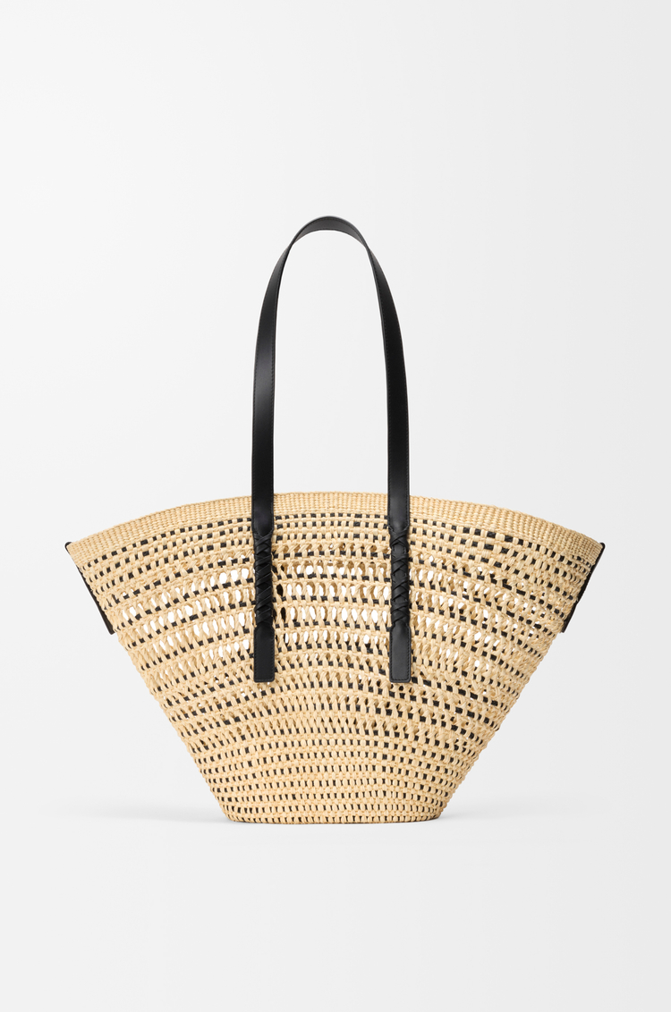 LOEWE Large Braid basket in iraca palm and calfskin Natural/Black