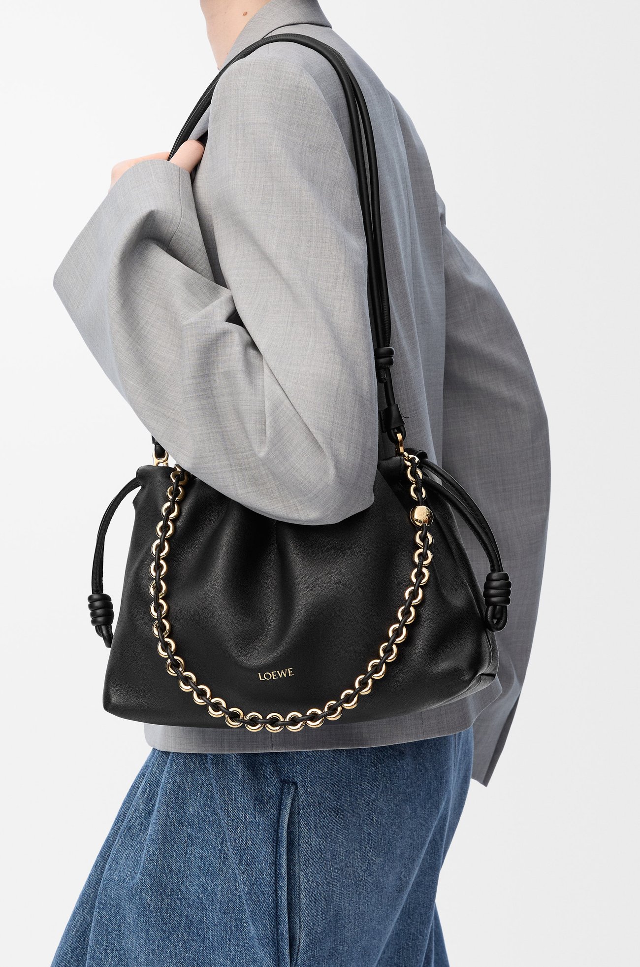 LOEWE Medium Flamenco purse in mellow nappa lambskin Black plp_rd