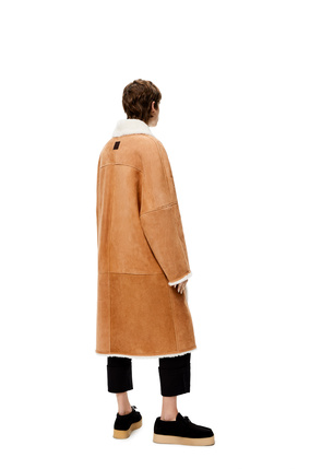 LOEWE Oversize shearling coat White/Camel plp_rd