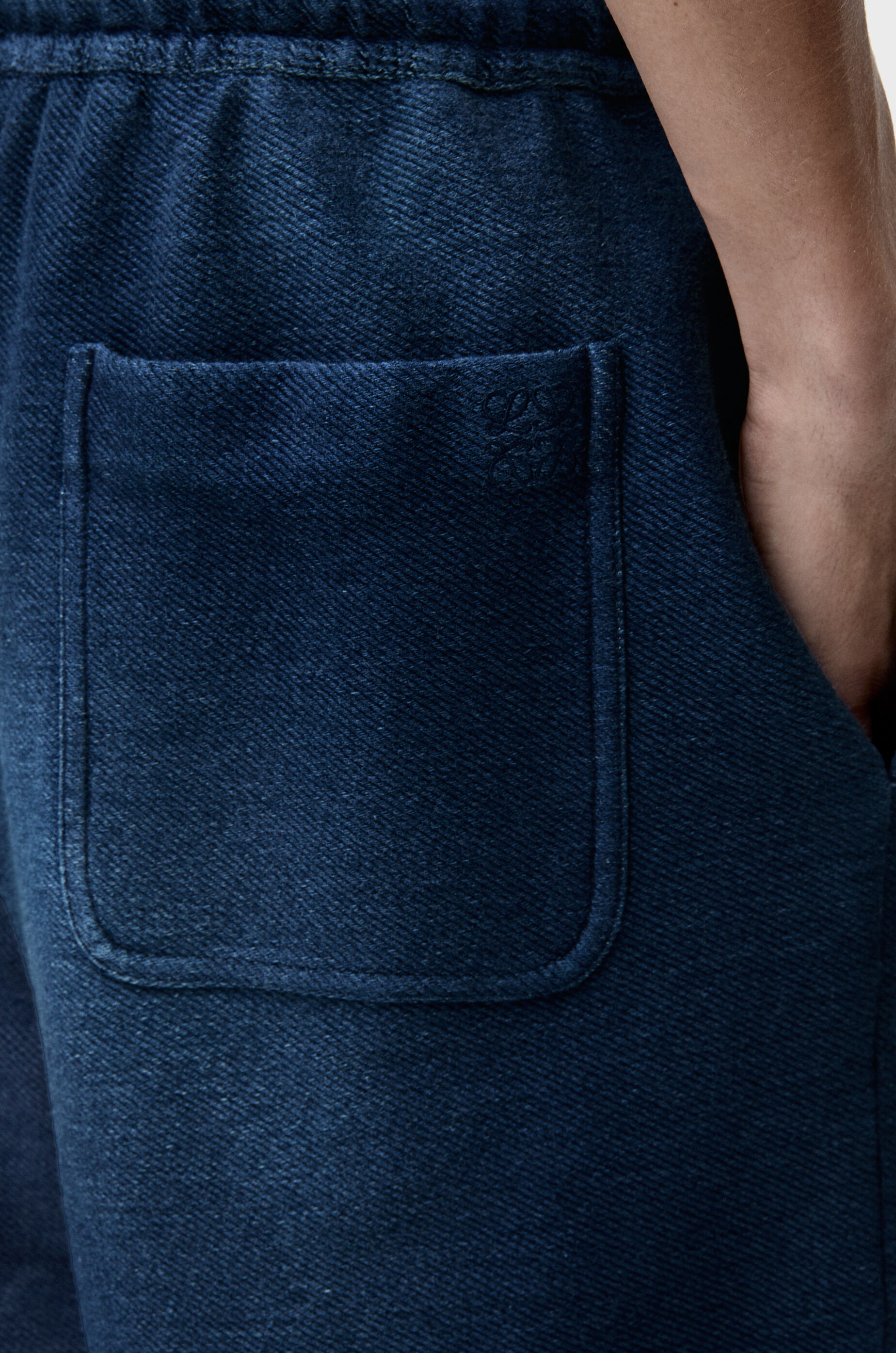 LOEWE ショーツ ネイビー ショーツ（シルク） マルチカラー - LOEWE