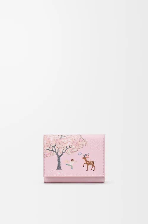 LOEWE シカ トライフォールド ウォレット（ナパカーフ） ブロッサム
