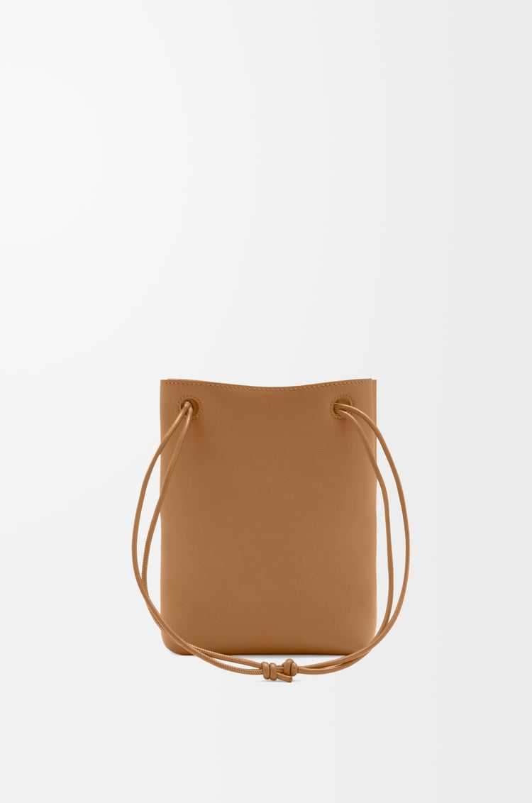 LOEWE Pebble pouch in smooth calfskin Oak