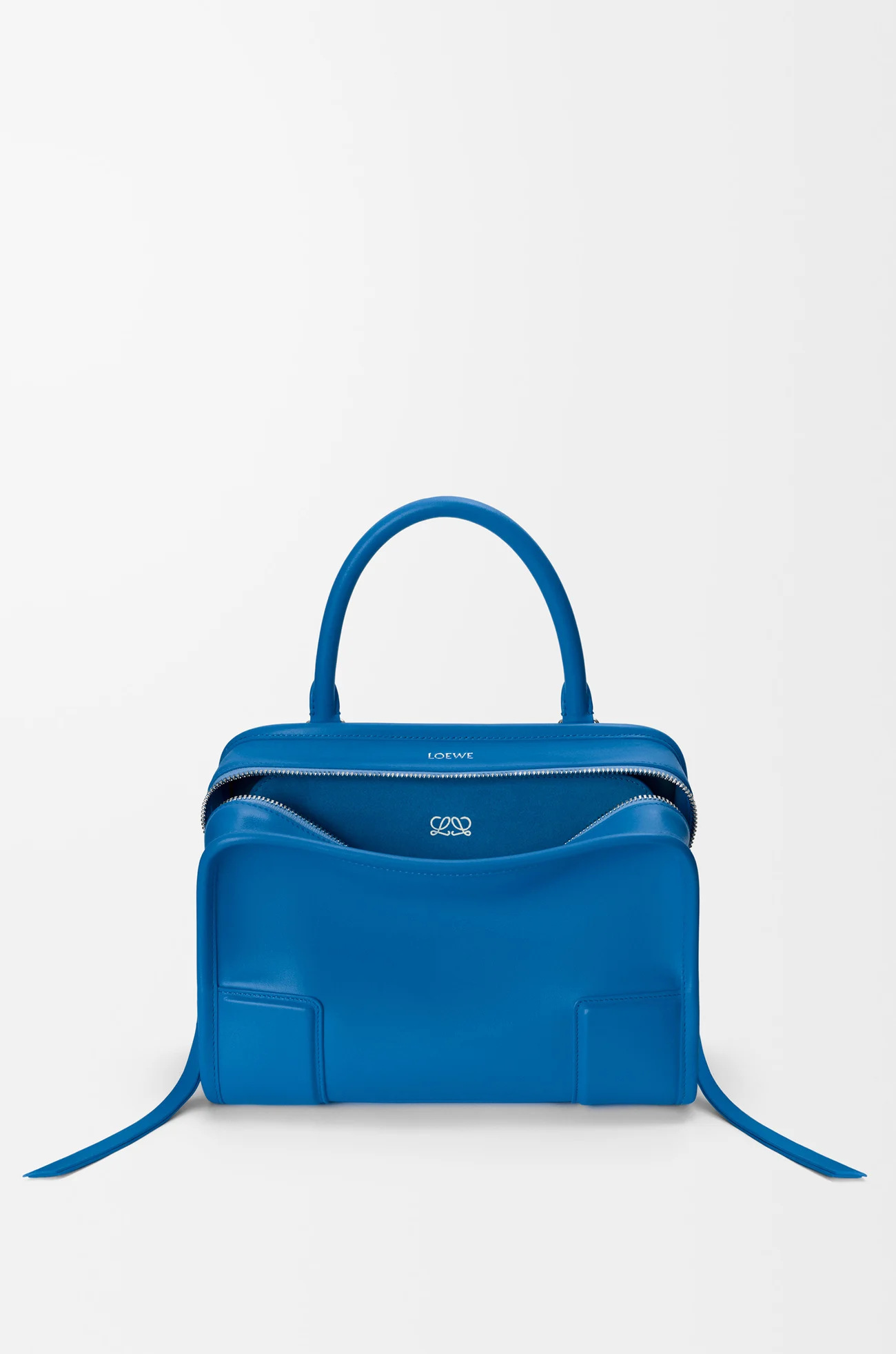 LOEWE Bolso Amazona 180 pequeño en piel de ternera suave Azur Real