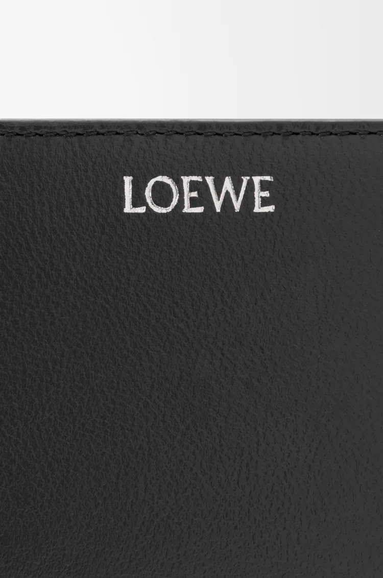 LOEWE Cartera compacta Claw en piel de cordero brillante Negro
