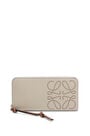 LOEWE Zip around wallet in classic calfskin Light Oat/Tan