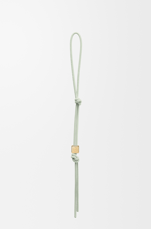 LOEWE Correa de personalización en piel de ternera clásica Jade Primaveral