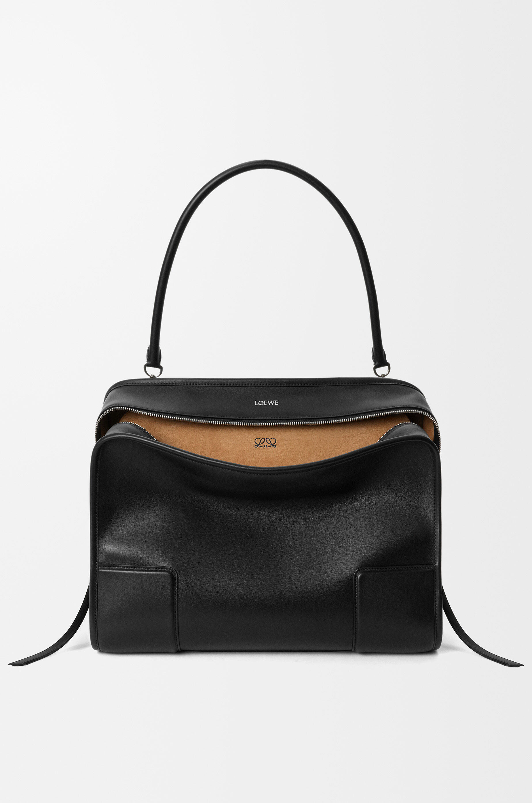 アマソナ180 バッグ XL（ソフトカーフ） ブラック - ロエベ 日本 公式