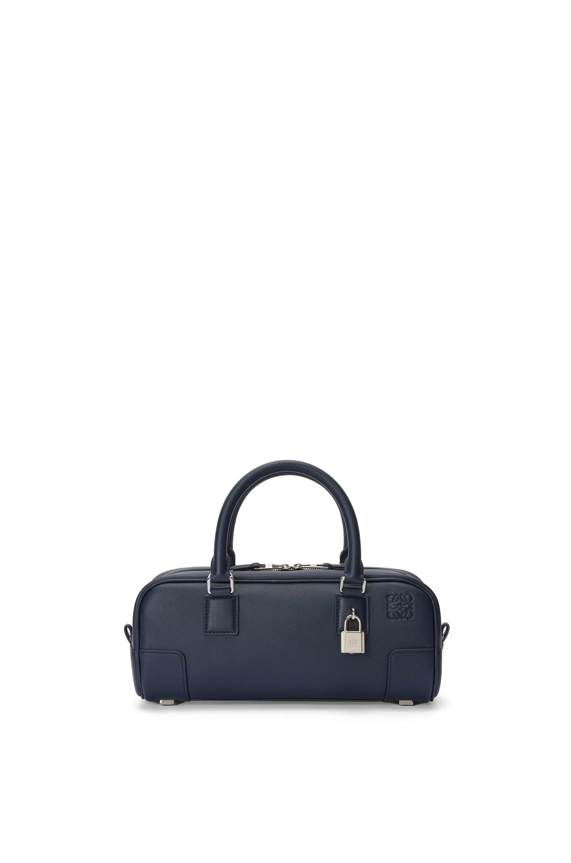 アマソナ23 クロップド バッグ（ナパカーフ） ディープネイビー - LOEWE