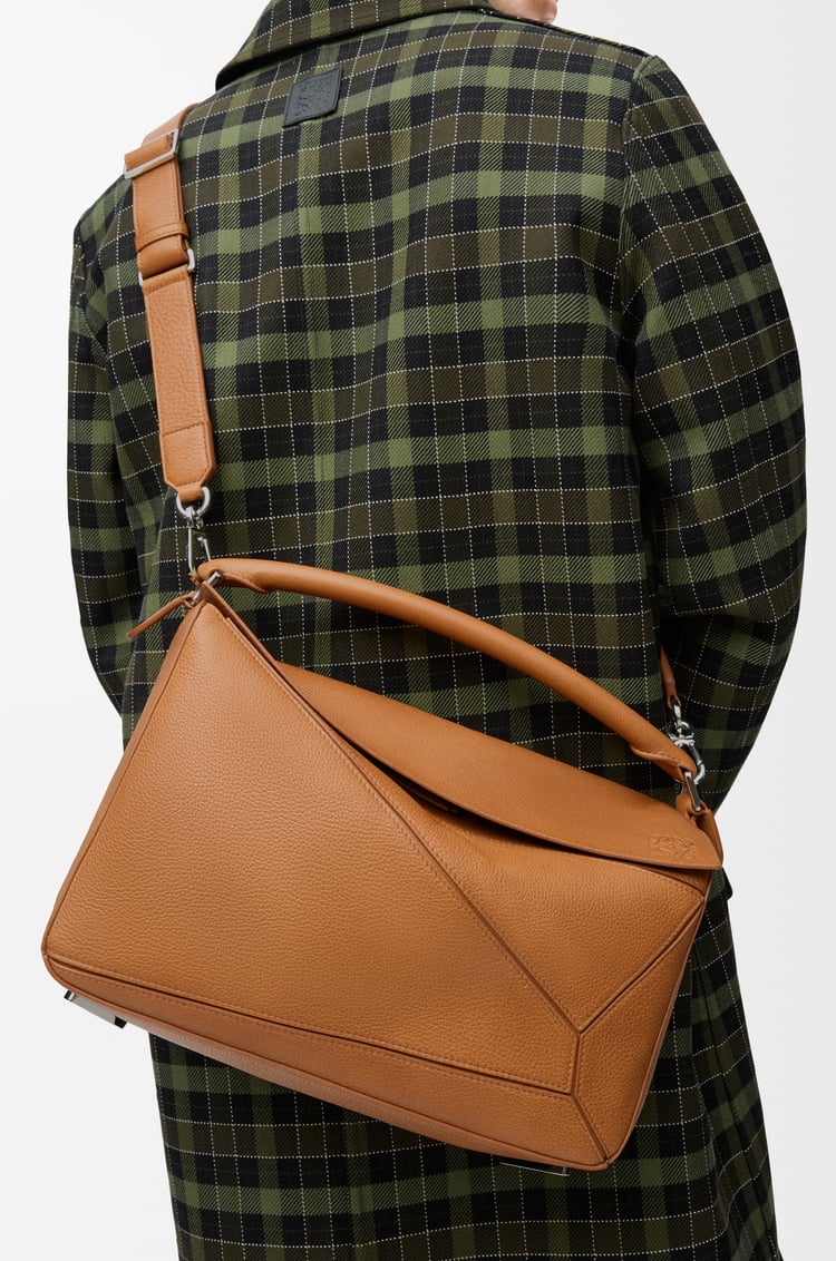 LOEWE Bolso Puzzle grande en piel de ternera Marrón Cañón Claro