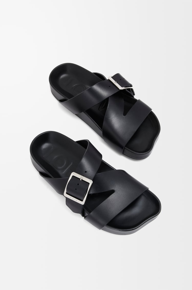 LOEWE Sandalia Ease Buckle en piel de ternera Negro