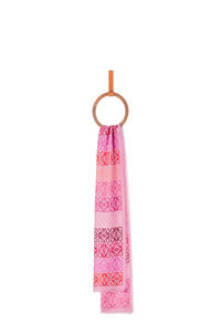 LOEWE Bufanda en lana y seda con estampado de anagramas Rosa/Multicolor