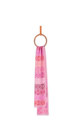 LOEWE Anagram lines scarf in wool and cashmere Pink/Multicolor plp_rd