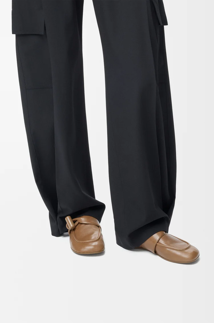 LOEWE Mocasín Toggle en piel de ternera lisa brillante Roble