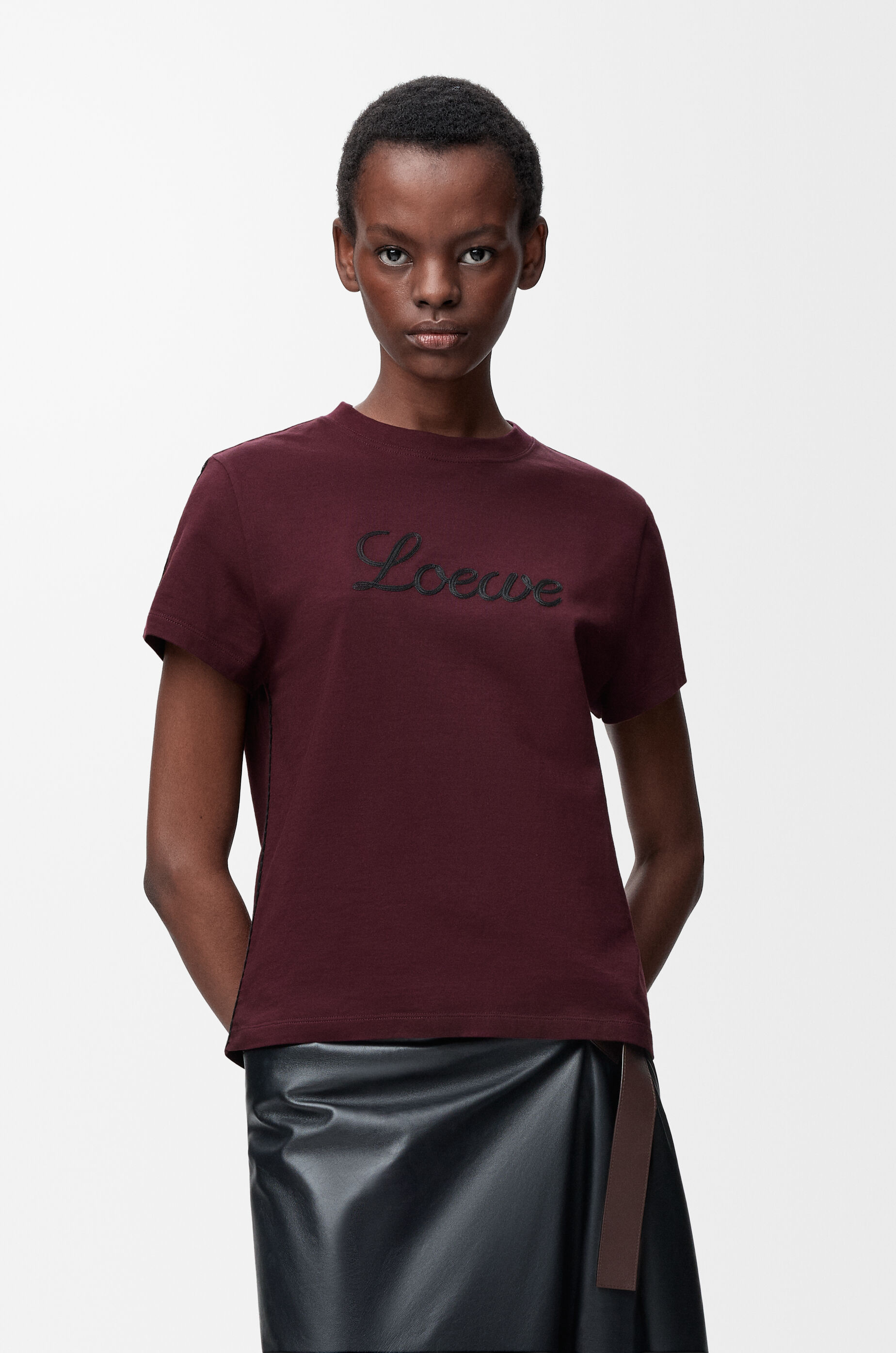 リラックスフィット Tシャツ（コットン） レッド - LOEWE