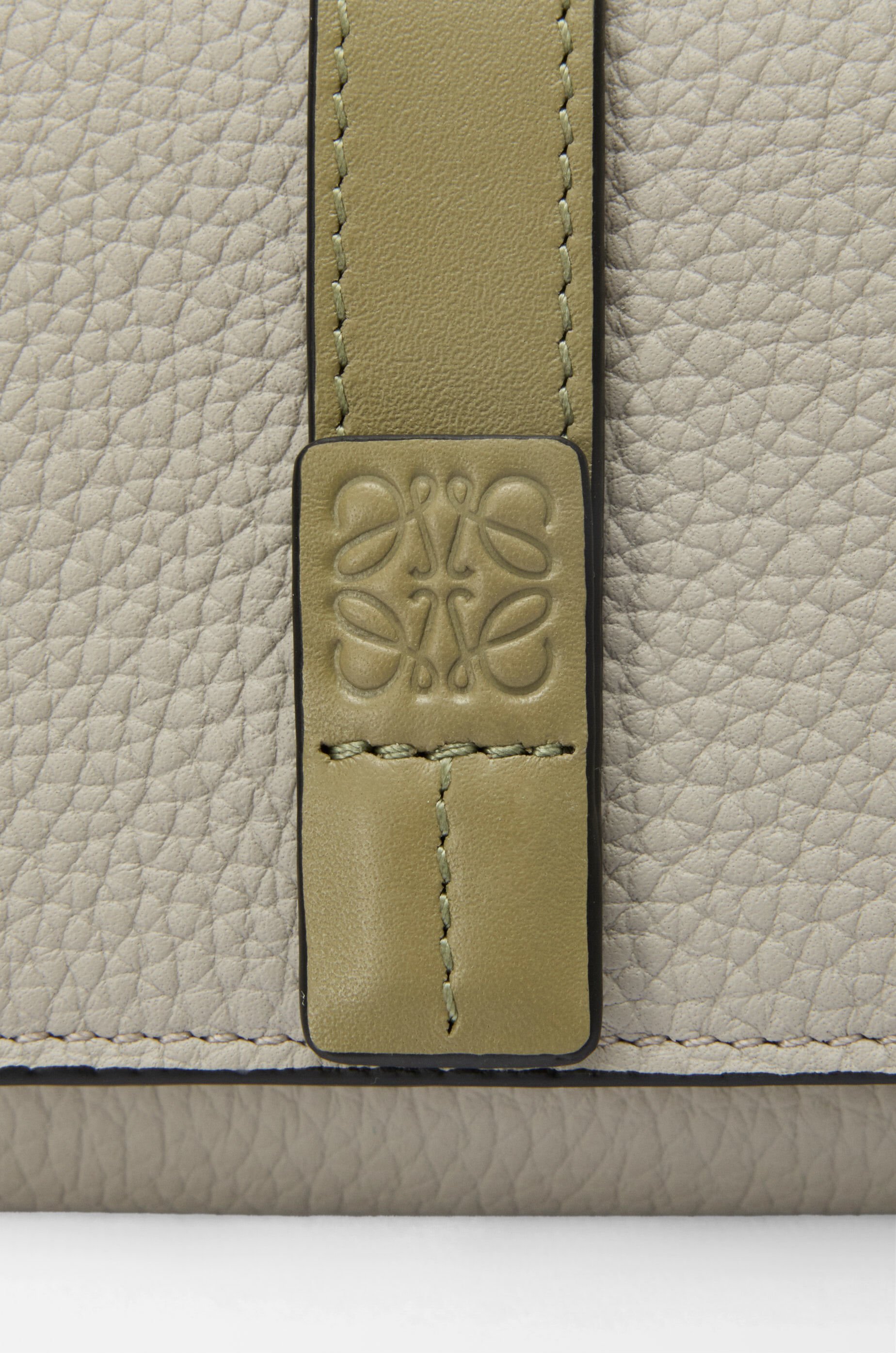 トライフォールド ウォレット（ソフトグレインカーフ） マルチカラー