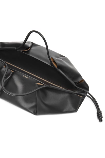LOEWE XL Paseo bag in shiny nappa calfskin Black plp_rd