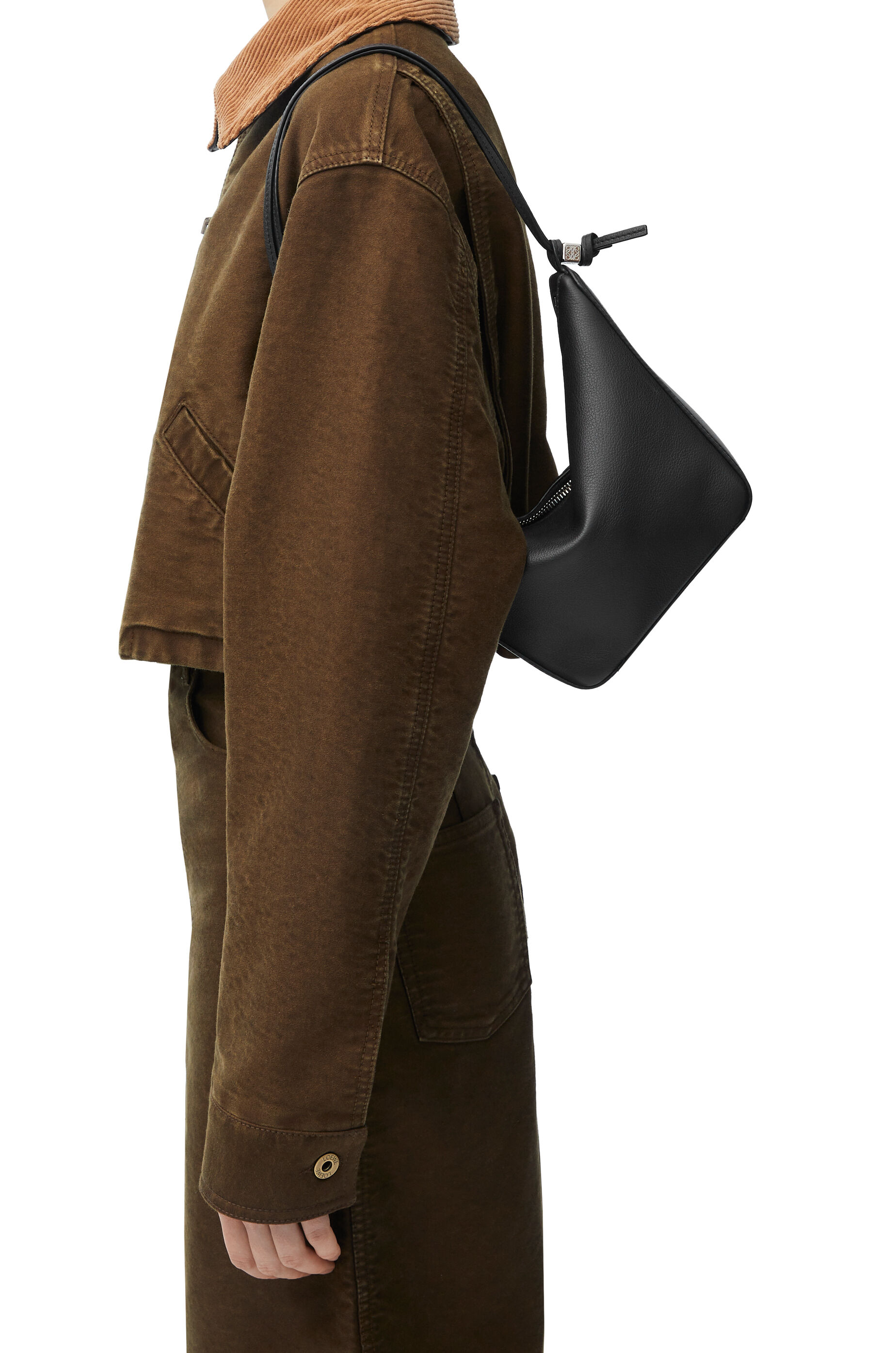Mini Hammock hobo in classic calfskin Black LOEWE