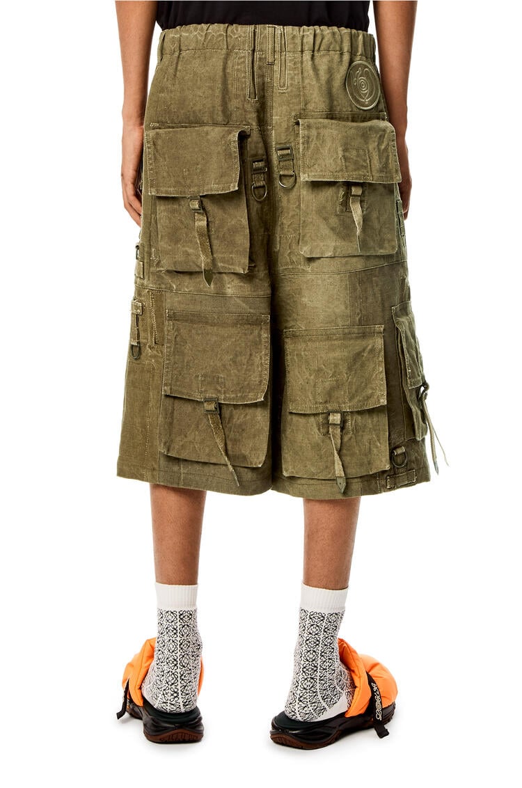 LOEWE Multi-pocket bermuda shorts in cotton and linen Old Military Green pdp_rd