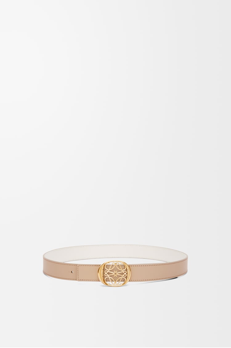 LOEWE Cinturón reversible Anagram Ellipse en piel de ternera Papel Craft/Blanco/Dorado
