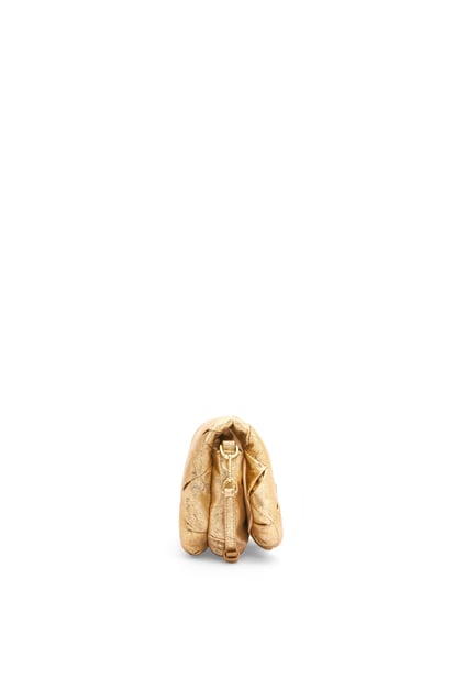 LOEWE Mini Puffer Goya bag in pleated metallic leather 金色 plp_rd