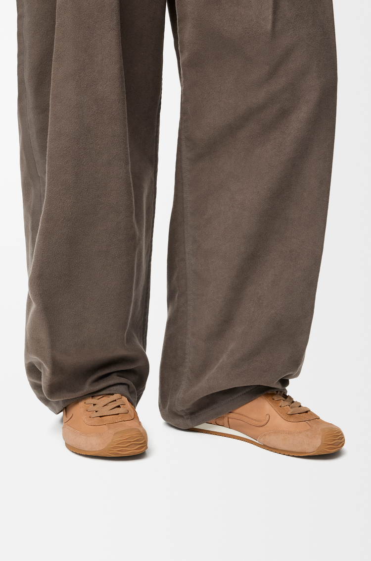 LOEWE Ballet Runner 2.0 in soft calfskin Cinnamon