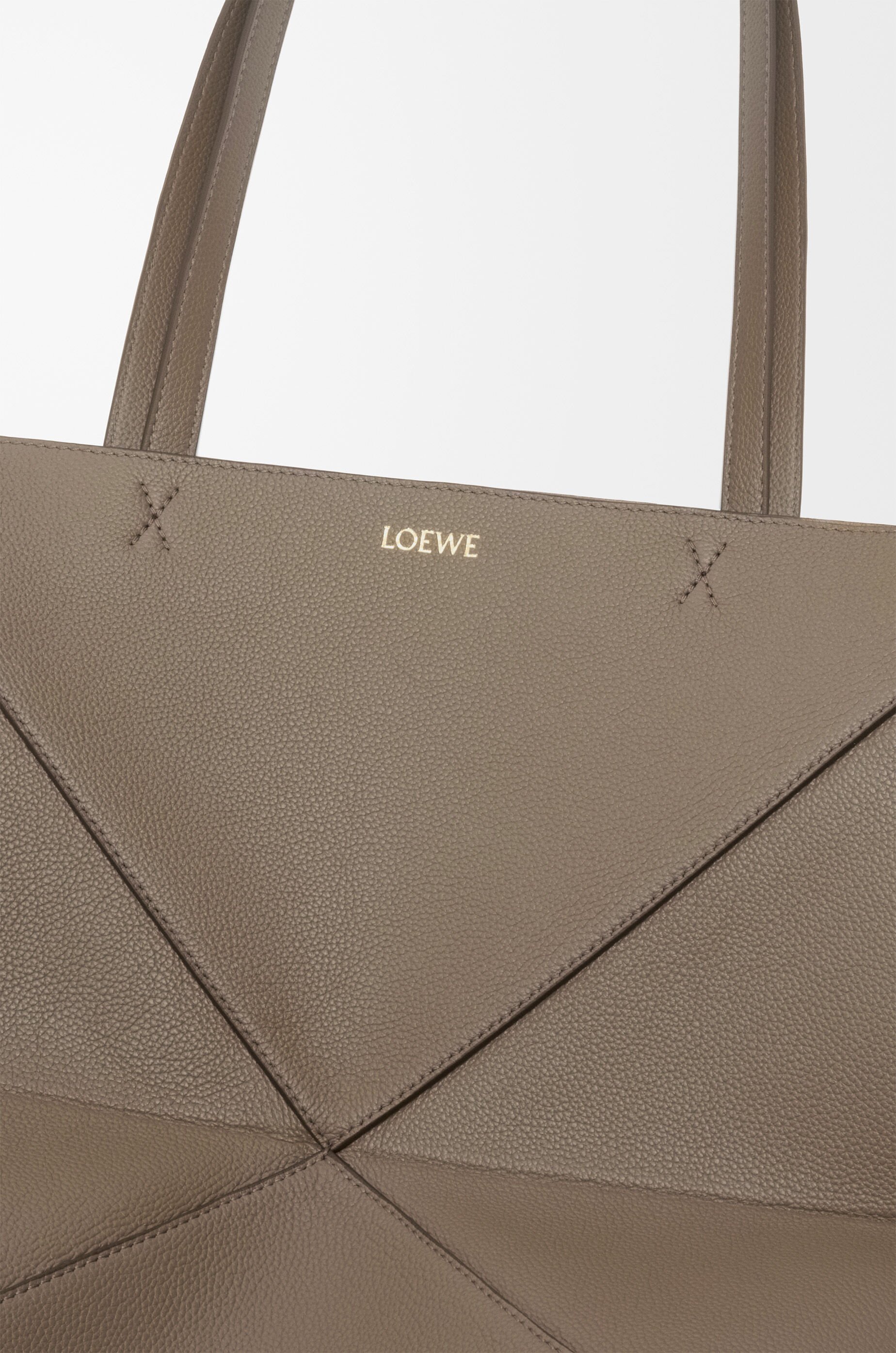 パズルフォルド トート ミディアム（ソフトグレインカーフ） ブラウン