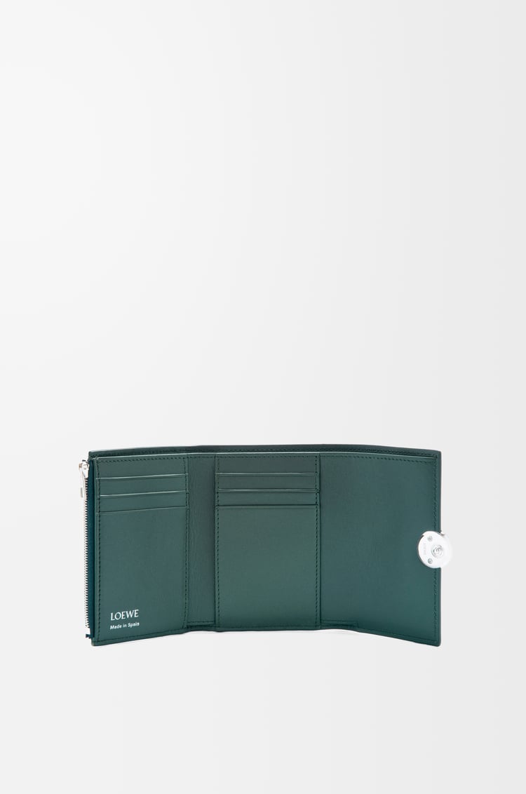 LOEWE Cartera vertical pequeña Pebble en piel napa de ternera Bosque Profundo