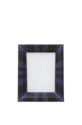 LOEWE Photo frame in grained calfskin Navy Blue/Black plp_rd