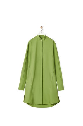 LOEWE Vestido camisero plisado en algodón Verde Bean plp_rd