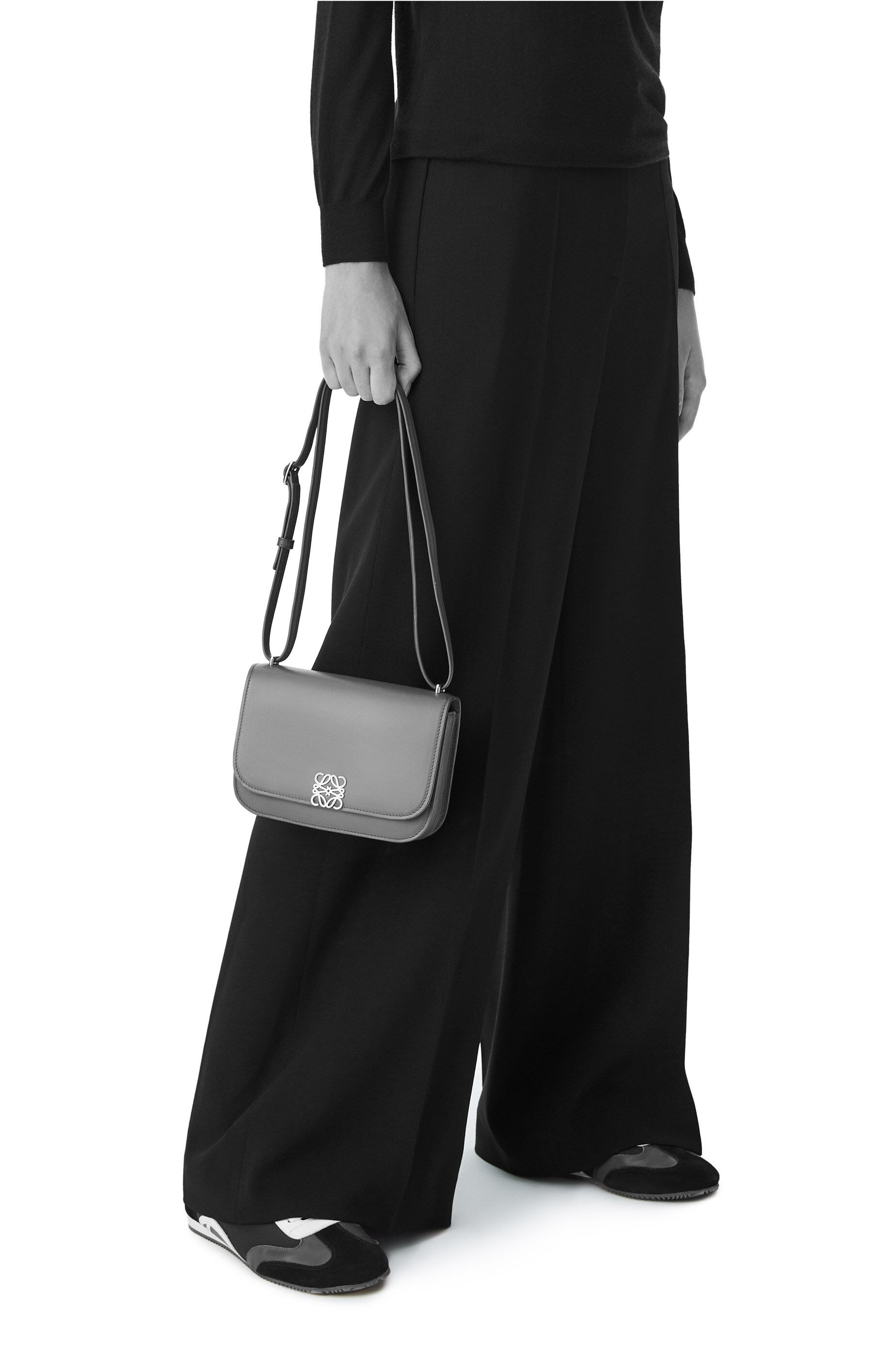 LOE GOYA BAG 23 IN BLACK SILK CALFSKIN