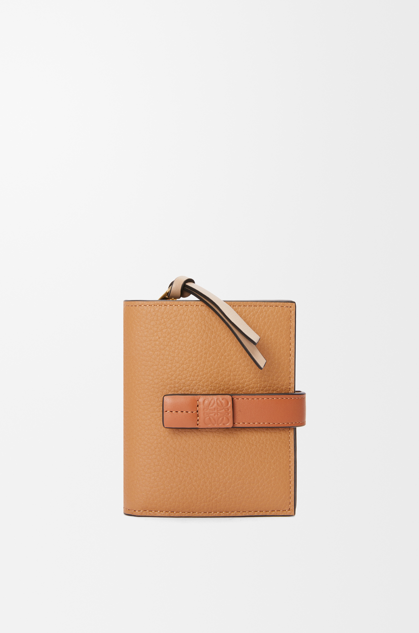 Compact zip wallet in soft grained calfskin