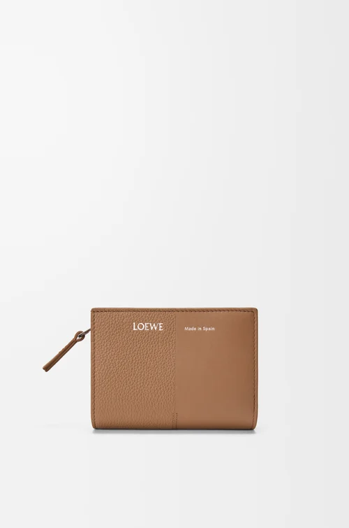 LOEWE デュエット コンパクトウォレット（スムースカーフ&グレインカーフ） モカ