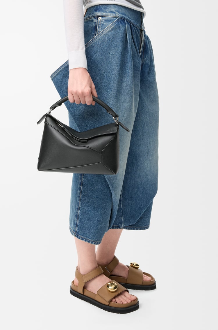 LOEWE Borsa Puzzle Edge piccola in pelle di vitello classica Nero
