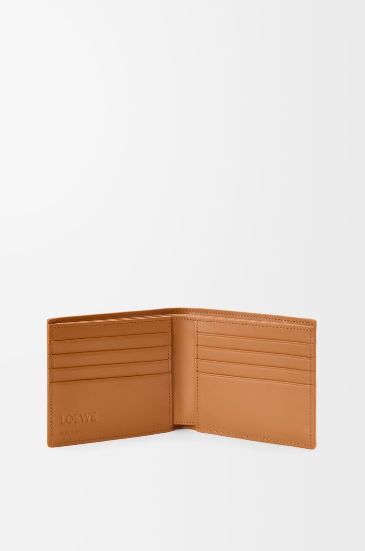 LOEWE 柔軟粒面小牛皮 Puzzle 雙摺錢包 淺峽谷棕色