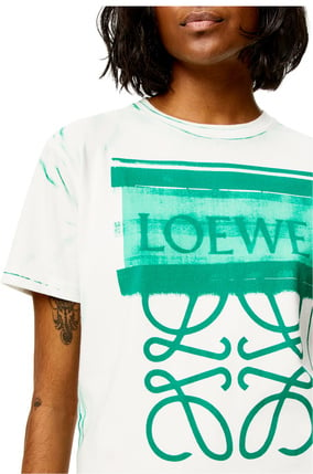 LOEWE ロエベ アナグラム プリント Tシャツ（コットン） ホワイト/グリーン plp_rd