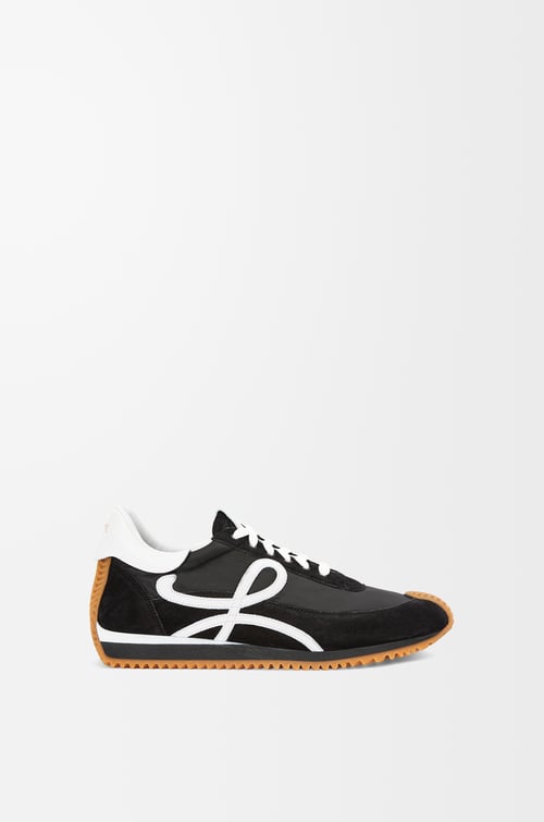 LOEWE Zapatilla Flow Runner en ante y nailon Negro/Blanco