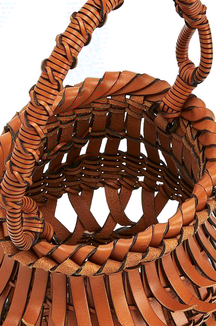 LOEWE Fringes Bucket bag in calfskin Tan