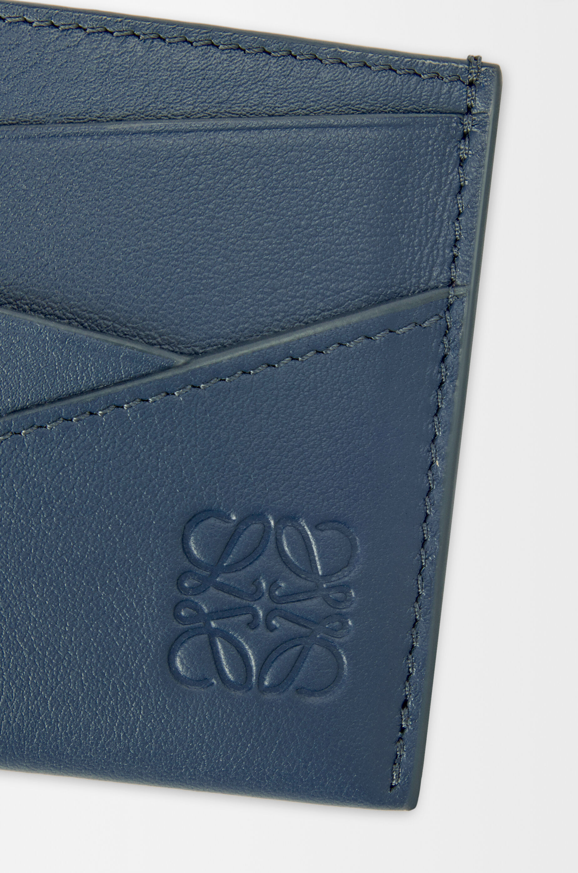 パズル プレーン カードホルダー（クラシックカーフ） ブルー - LOEWE