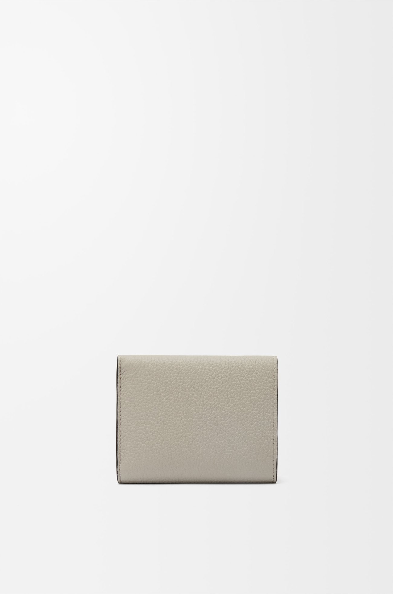 LOEWE Trifold wallet in soft grained calfskin Shell Grey/Eucalyptus plp_rd