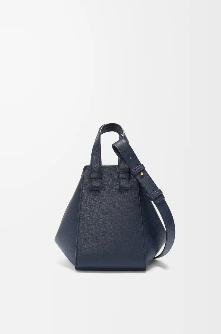 LOEWE 컴팩트 해먹 백 - 소프트 그레인 카프스킨 딥 네이비