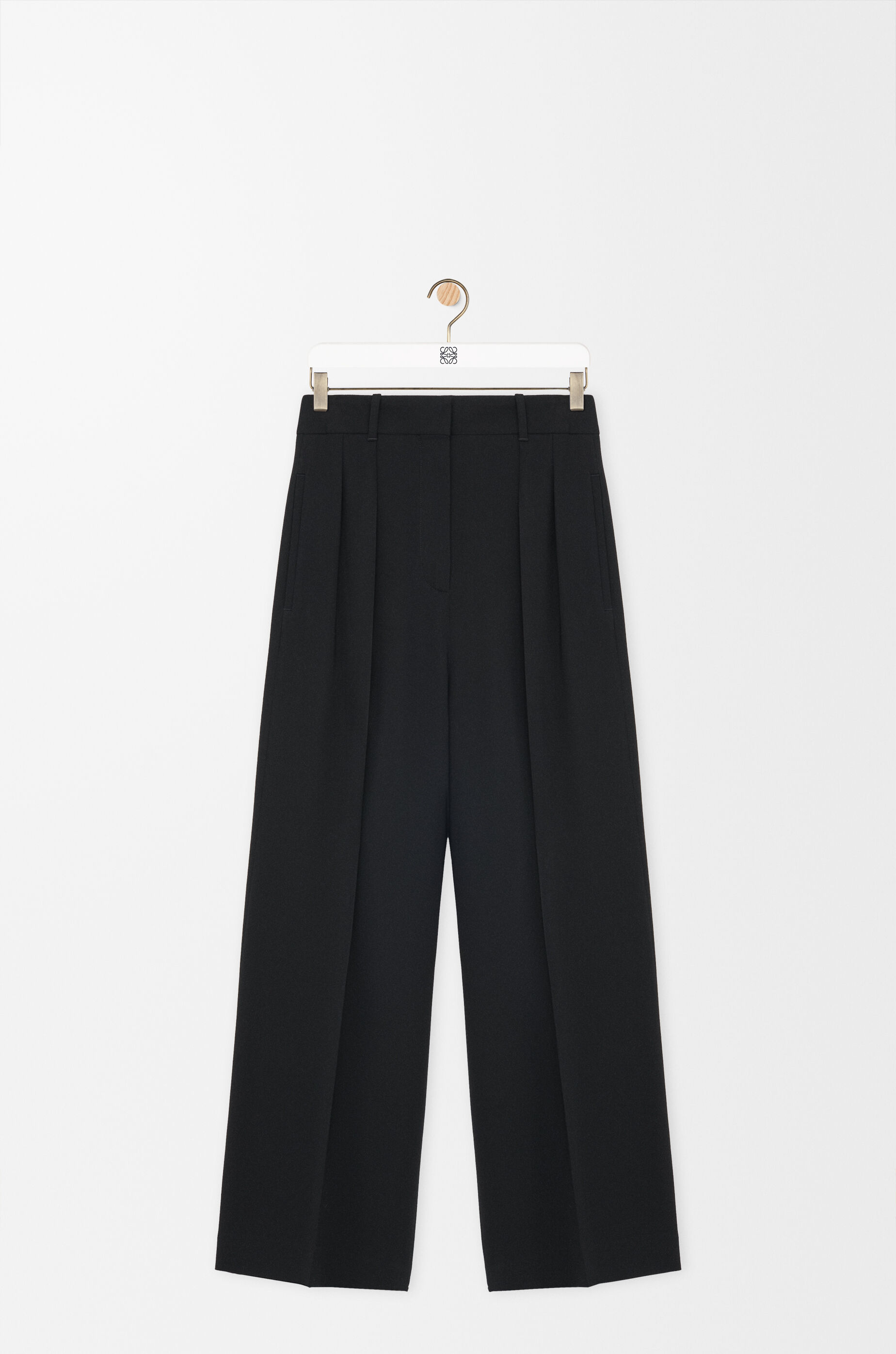 LOEWE ロエベ　レザーショートパンツ LOEWE レザーショートパンツ | ゴールドトーン | FARFETCH JP