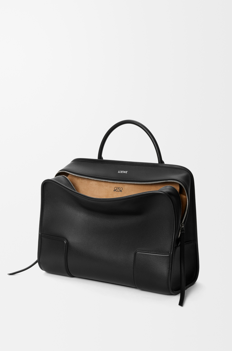 LOEWE XL Amazona 180 bag in soft calfskin Black